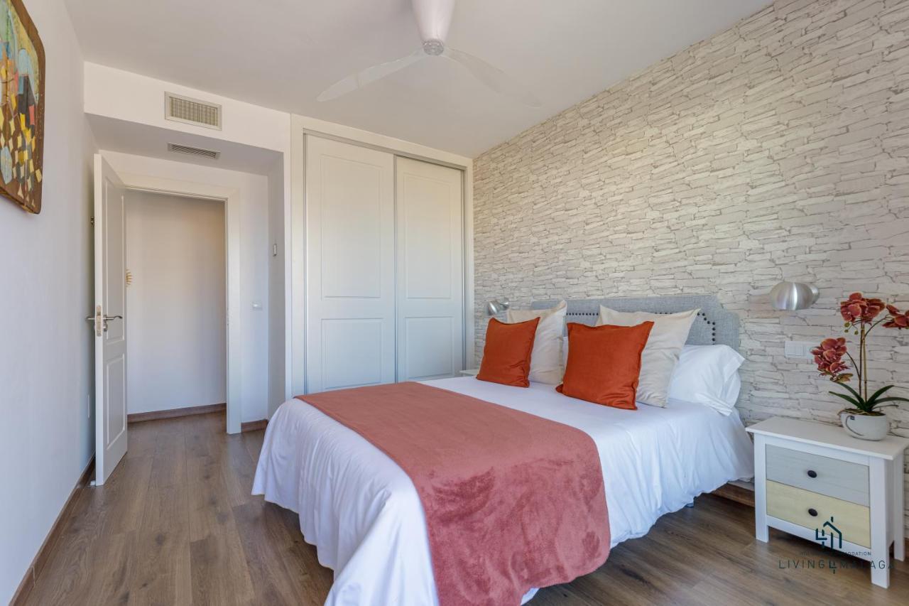 Living4Malaga Theatre Square Terrace Apartment Exterior photo